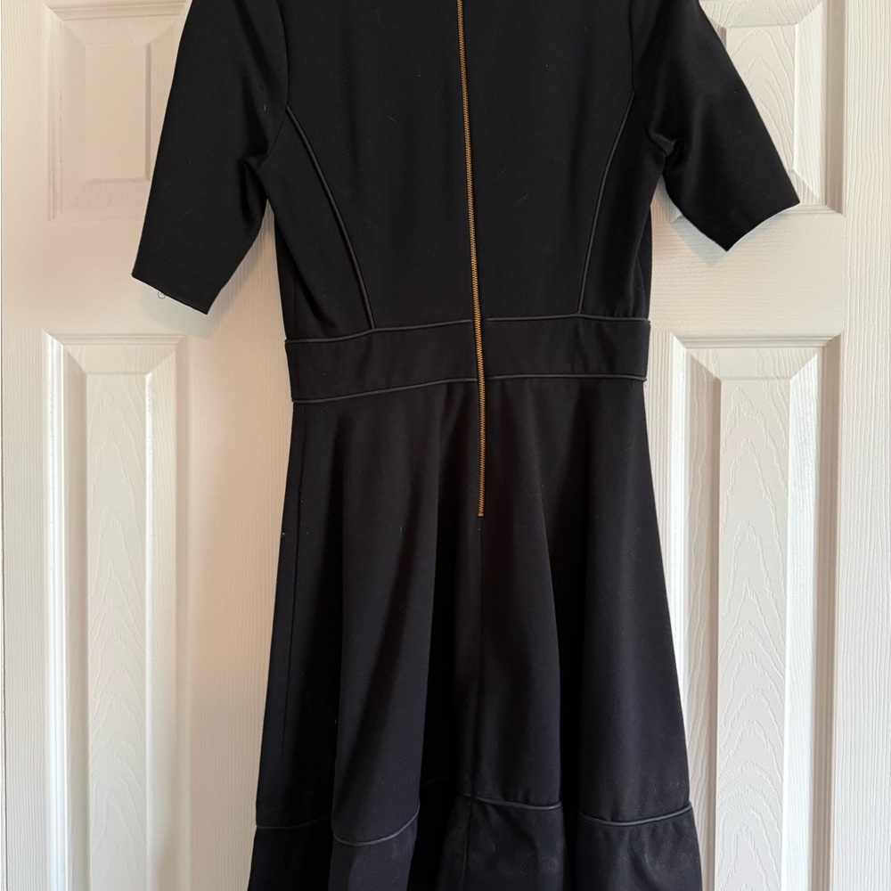Banana Republic Classic Black Apparel - Picture 3 of 5